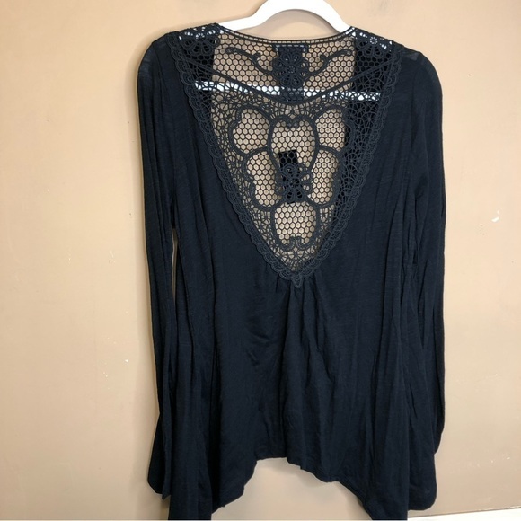 Design History Light Weight Black Crochet Back Cardigan Size Missy M NWT - Picture 2 of 5